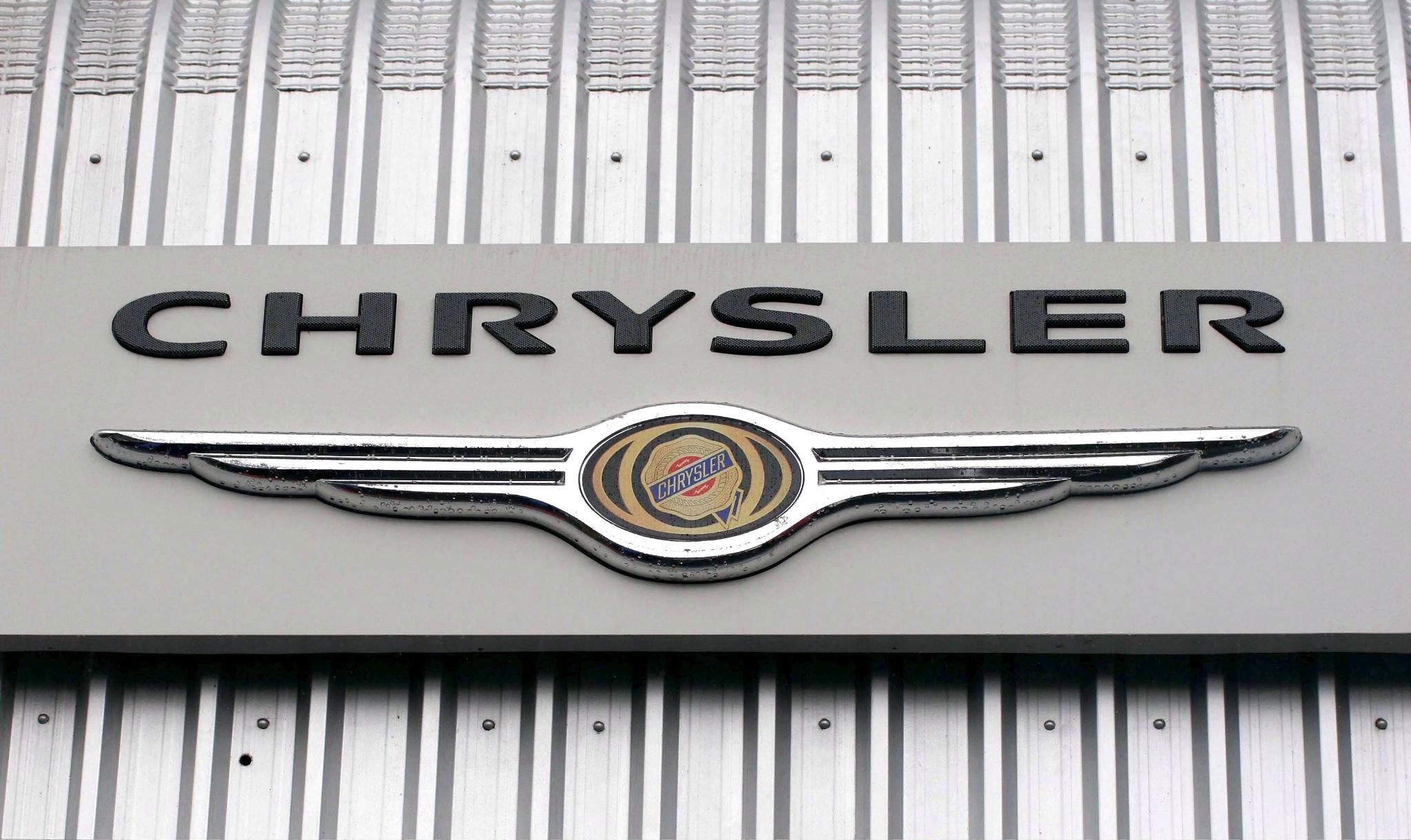 Продажбата на "Крайслер" - временно блокирана