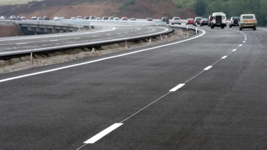 Първите 5 км от автомагистрала Люлин - от Околовръстния път на София до с. Мало Бучино - ще бъдат пуснати в края на юли