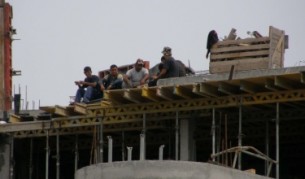 Разходите за труд в строителния сектор са се повишили най-много през последното тримесечие