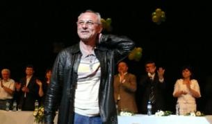 Ахмед Доган по време на предизборна среща в Шумен, 25 юни 2009 г.