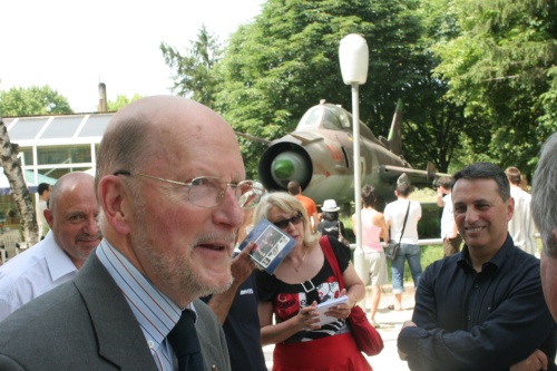 Симеон: Мога да разговярям с почти всички