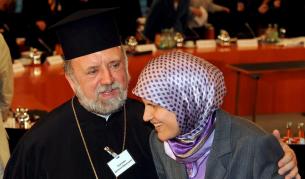 Събрали се свещеник, имам и равин...