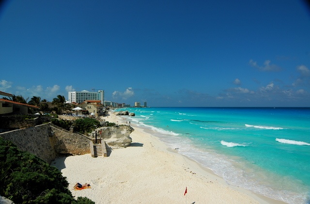 С близо 11% по-малко туристи в Кипър