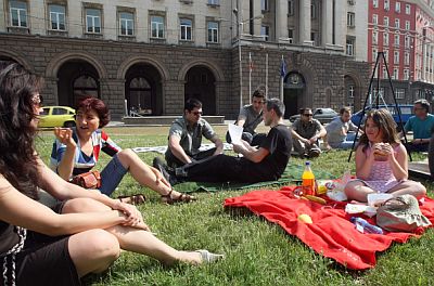 Страда ли българската наука от изтичането на мозъци? 