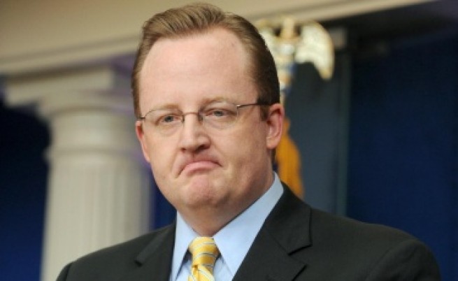 Говорителят на Белия дом се поправи относно Ахмадинеджад