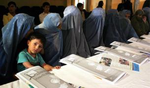 Подготовка за изборите в Афганистан.