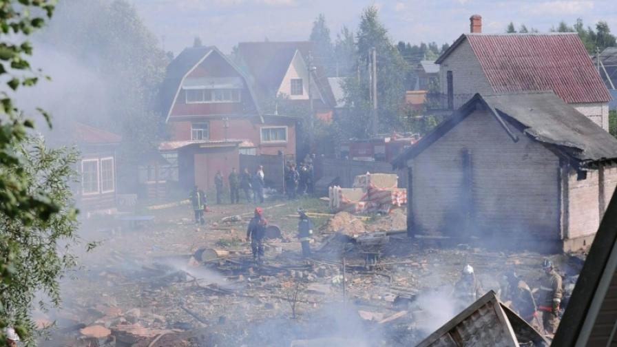 Мястото, където са паднали самолетите