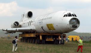 Пращат самолета на Тато на дъното на морето