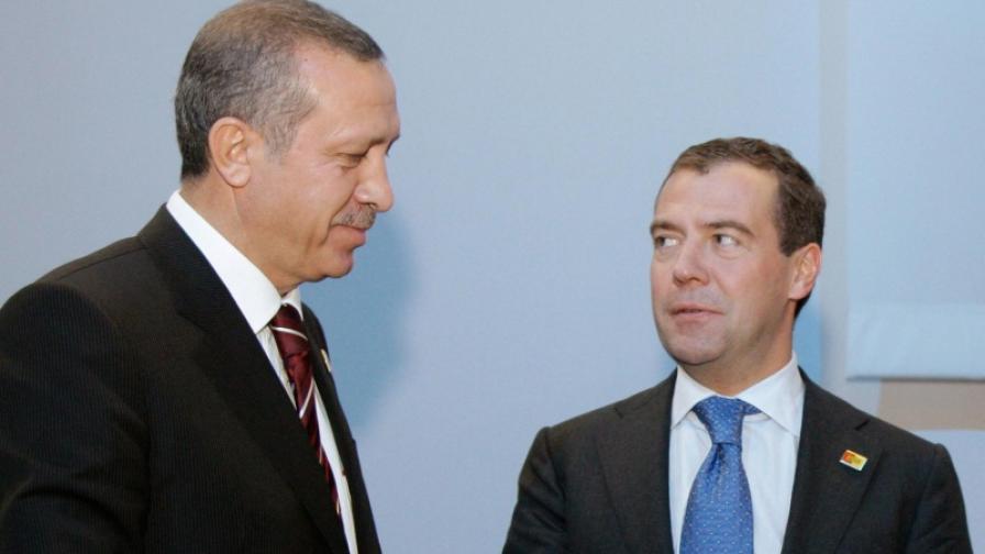 Турският премиер Ердоган и руският президент Медведев на срещата на върха на Г-20 в Питсбърг - 26 септември 2009 г.