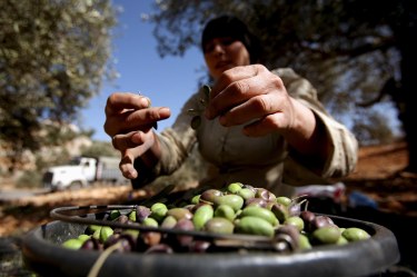 ЕК иска и от другите да връщат пари