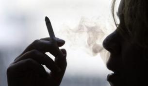 Дянков иска 40% по-висок акциз върху цигарите