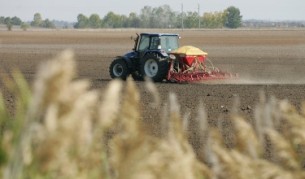 Фонд "Земеделие" удължава срокове за земеделските заеми