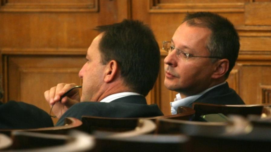 Станишев нападна правителството