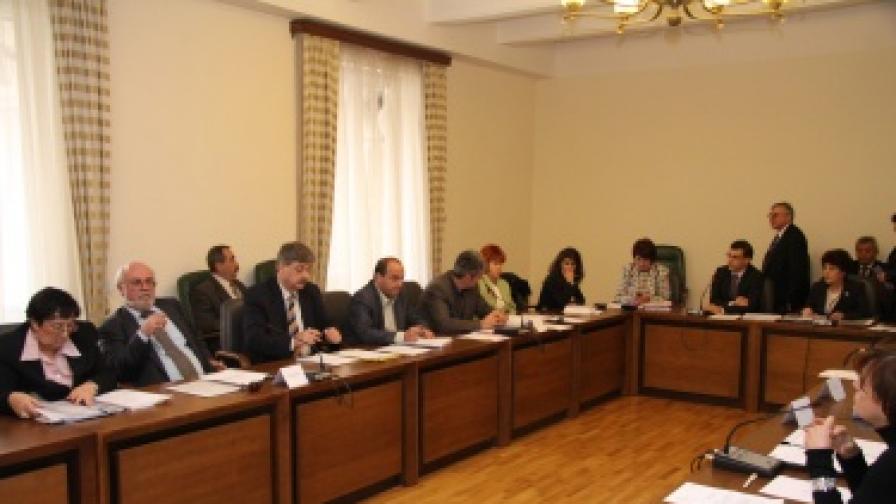 Социалните партньори обсъдиха проектите на Закона за държавния бюджет за 2010 г