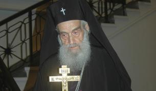 Митрополит Иларион при представянето на една от поседните му книги - "Буквар на вярата". Снимка от октомври 2008 г.