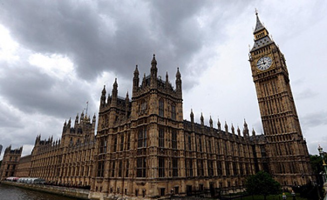 Лондон осъди бивш евродепутат за финансови измами