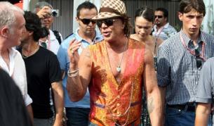 През лятото Рурк беше гост на кинофестивала в Сараево