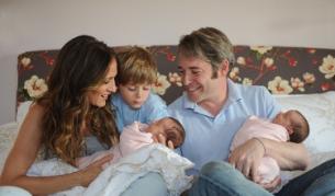 Първата официална семейна снимка на Сара Джесика Паркър и Матю Бродерик с близнаците