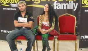 Ексцентрична двойка в опит да впечатли комисията