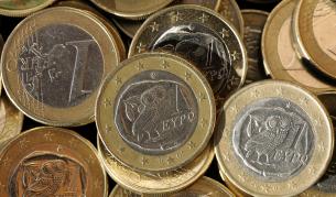 Икономическите проблеми на Гърция не влияят добре на единната европейска валута