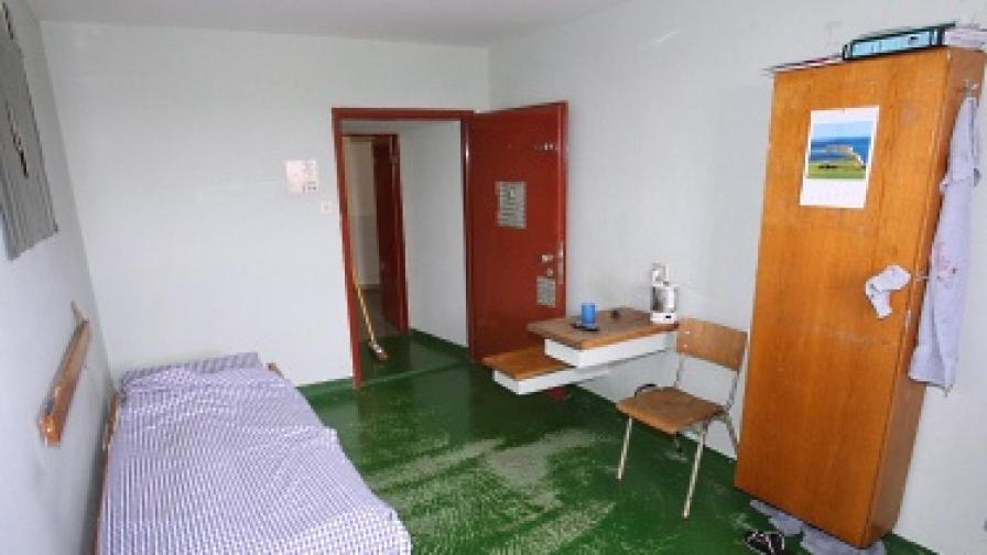 В Германия затворниците може да живеят по този начин, но в Норвегия условията са далеч по-луксозни