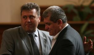 Бившият министър Кабил и силният човек в ДПС Касим Дал (фотография от юли 2008 г.)