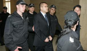 Съдът остави в ареста Николай Цонев и останалите