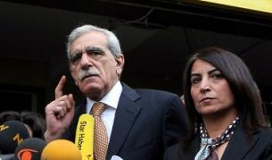 Лидерът на забранената прокюрдска Партия за демократично общество Ахмет Тюрк