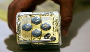 Дали и жените скоро ще усетят ефекта на синьото хапче?