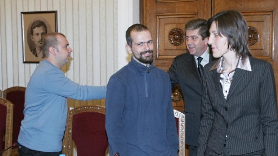 Президентът Георги Първанов се срещна с представители на сдруженията на учени "Когито" и "Ирион" във връзка с тяхно протестно писмо