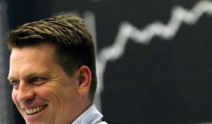 Брокер във Франкфурт не крие доброто си настроение