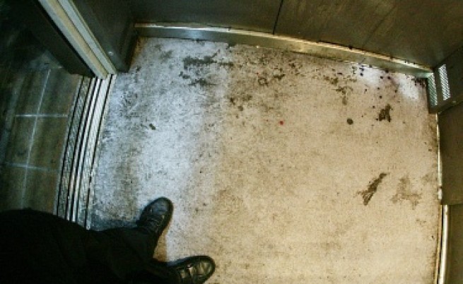 Жена загина в необезопасен асансьор 