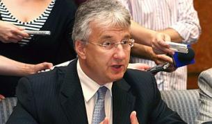 Румънският премиер Емил Бок