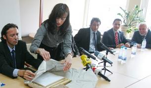 Офертите бяха отворени в присъствието на министър Росен Плевнелиев