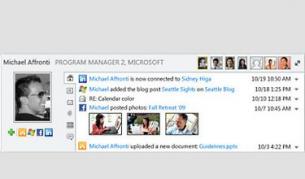 Microsoft интегрира Facebook в имейл клиента си