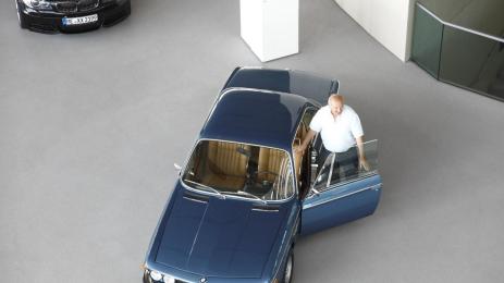 БМВ връща оригиналния блясък на стари модели