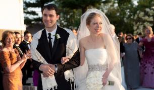 Челси и Марк направиха "смесена" сватба