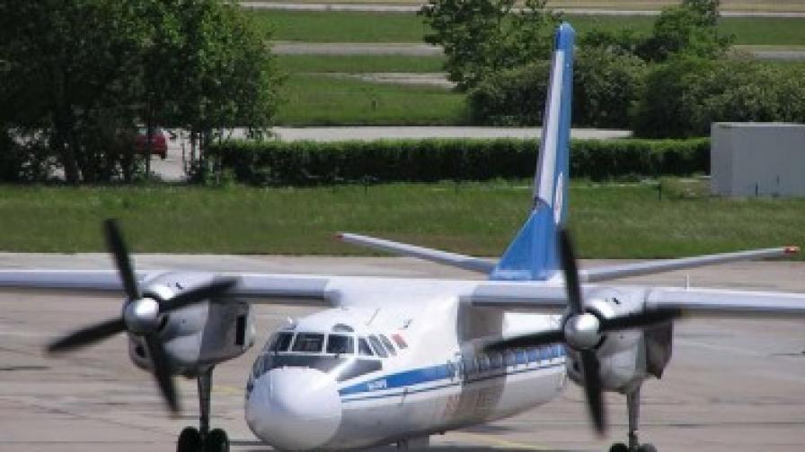 Самолет "Ан-24" се разби в Русия