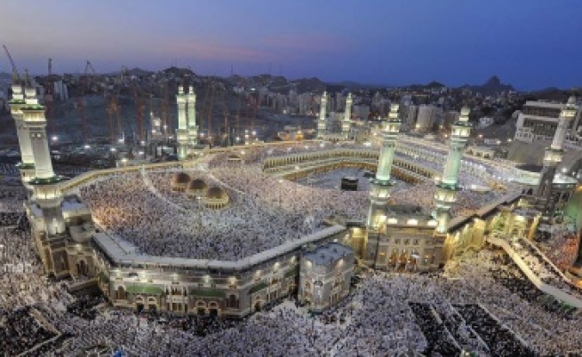 Мюсюлманите честват Рамазан байрам