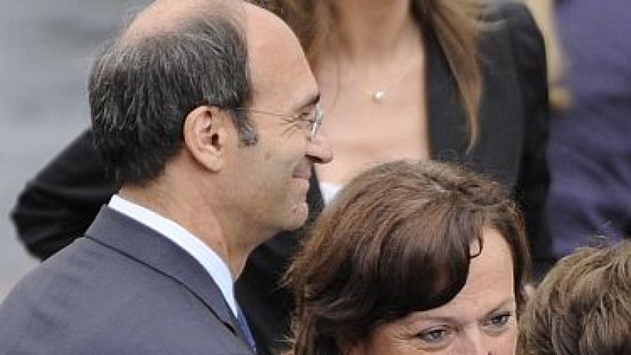 "Монд": Саркози ни шпионира за собствена изгода