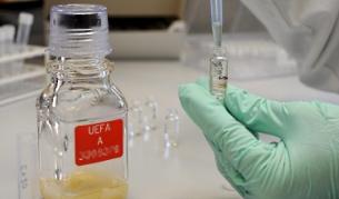 Новозеландски магазин продава фалшива урина