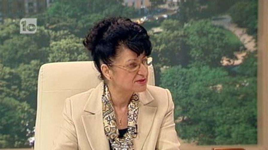 Проф. Анна-Мария Борисова, министър на здравеопазването, в студиото на Би Ти Ви