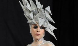 Лейди Гага си търси нов дом