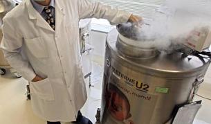 За пръв път лекуват човек с ембрионални стволови клетки