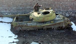 Останки от съветското военно минало в Афганистан