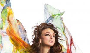 Деси Тенекеджиева се превърна в пеперуда