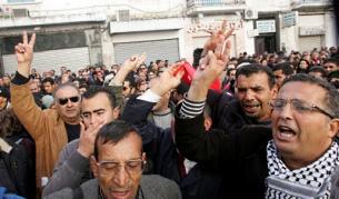 Ожесточените протести срещу безработицата и покачването на цените в Тунис не стихват