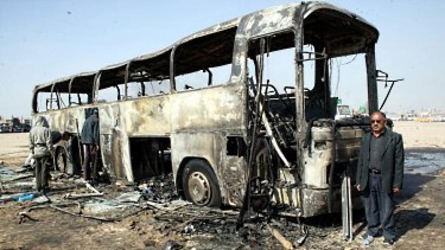 Три дни по-рано 10 души загинаха при атентат в Кербала