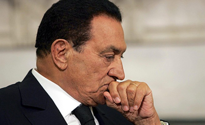 Хосни Мубарак бе принуден да се вслуша в призивите за промяна