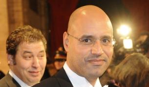 Сейф ал Ислам е вторият по старшинство син на Муамар Кадафи (род.1972 г.) и ръководи Фондация "Кадафи" ( снимка от Виенския бал през 2010 г.)